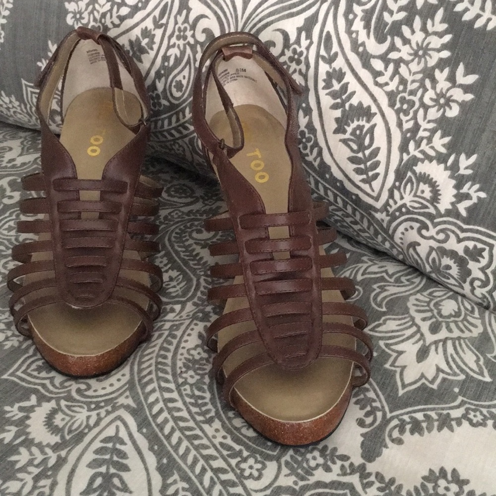 Brown Wedges